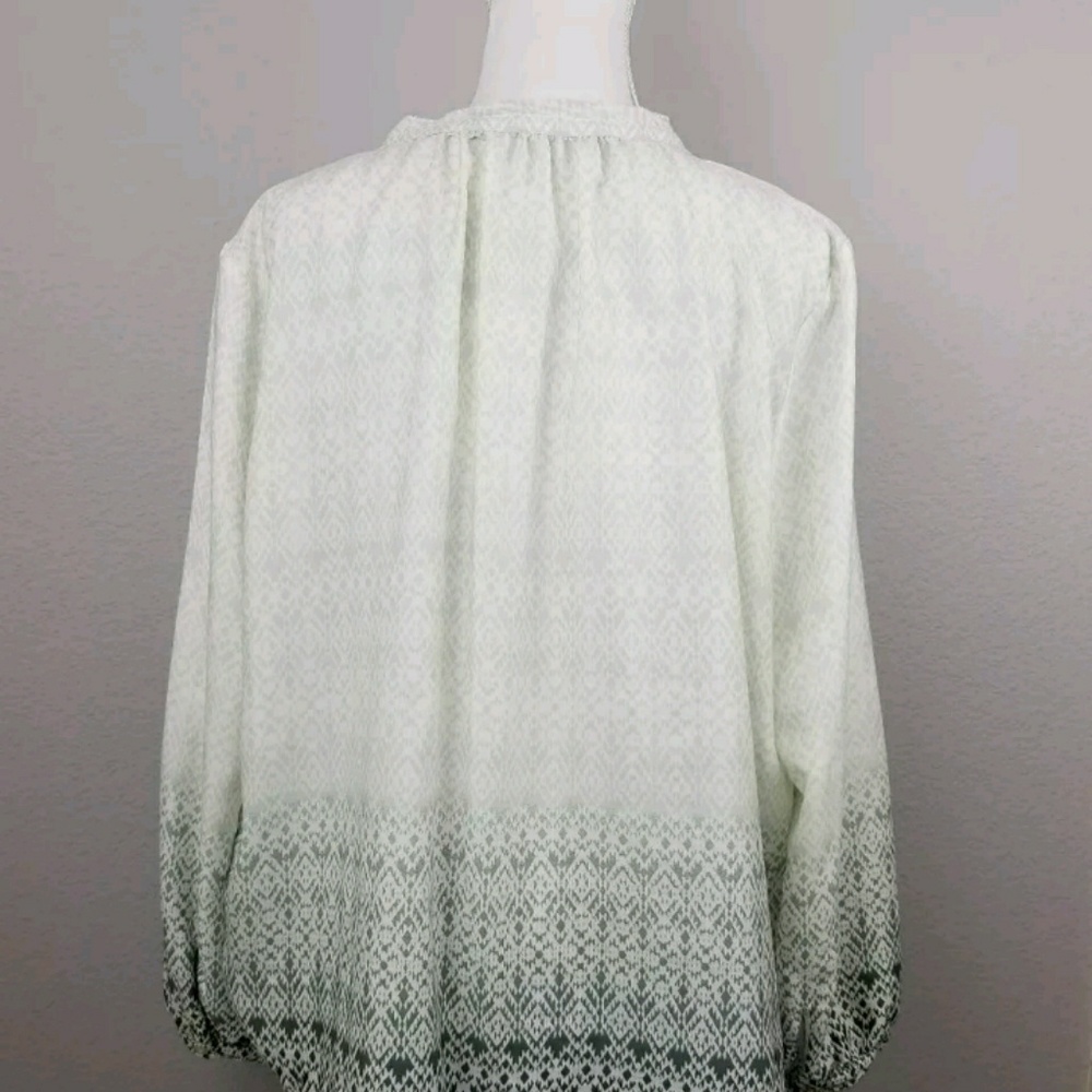 Gap blouse - Picture 2 of 3